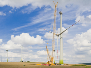 一艘风电安装船撑起IPO？海电运维拟登陆沪主板，称具有“大盘蓝筹”特色