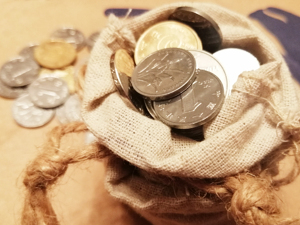 一周未来商业丨瑞幸单季营收首超星巴克中国；顺丰明确赴港上市；每日优鲜获近2亿元融资