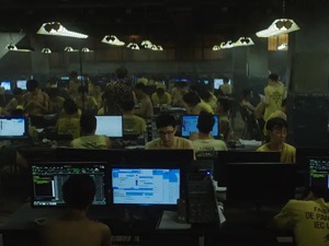 4天拿下7亿票房！ 这部电影一“点”即爆引争议，黑马背后的“功臣”是谁？