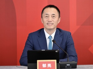 中报现场| 万科郁亮：预计今年新开工面积回到2006年，目前市场已经跌过头，希望出台的政策尽快落实到位