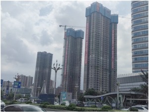 二线楼市新政效果调查丨东莞打出政策“组合拳”：楼市带看量和成交量明显回升，楼盘降价促销成常态