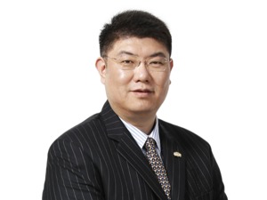 2023价值地产年会·观点 | 绿地集团董事、执行总裁耿靖：房地产运营角色逐步分离，企业分工将进一步细化
