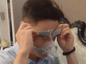 奥运冠军自曝终身佩戴呼吸机：“我才40岁，没想到会这样”！此前陈乔恩、霍启刚被曝患有这种病，严重会导致猝死