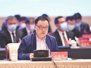 王亚伟连续更新朋友圈  此前，千合资本已否认“王亚伟被调查传闻”