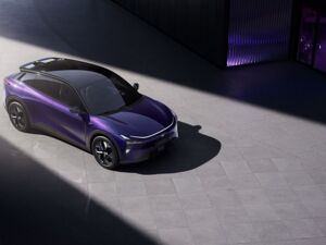 新车对标Model Y，月销目标1万辆！极越CEO夏一平：我们想跟特斯拉“打一仗”