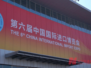协鑫科技联席CEO兰天石：颗粒硅比西门子法对人员要求更高