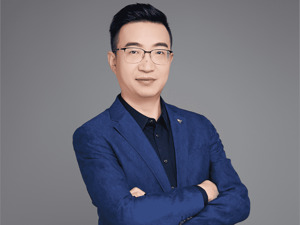 猎车榜15周年丨哪吒汽车副总裁江峰：加速向全球高科技技术公司转型