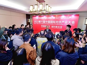 对话通威集团董事局主席刘汉元：光伏产业潜力需求巨大，过剩产能会在短期内重新平衡