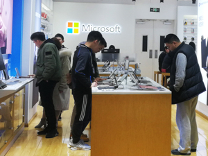 向95%的OpenAI员工“敞开大门”，微软真的“赢麻了”？业内称“拥有资产的期权比资产本身更有利”