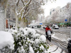 鹅毛大雪来了！北京城区雪势将逐渐加强，部分高铁车次停运！北京市文旅局紧急通知