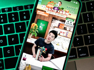 专题 | 董宇辉回归，东方甄选粉丝重返3000万！俞敏洪宣布：董宇辉将成立新直播间