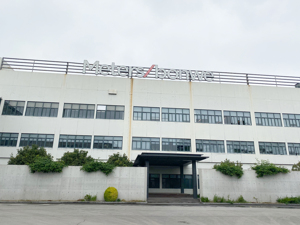 美邦服饰二代辞任董事长 内部人士：创始人周成建将重新掌舵