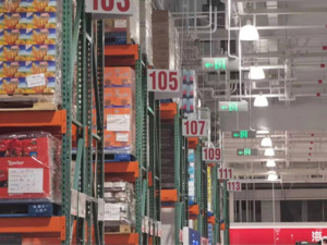 实探开市客华南首店：开业次日进场仍需排队半小时 蔬果、烘焙区客流最密集