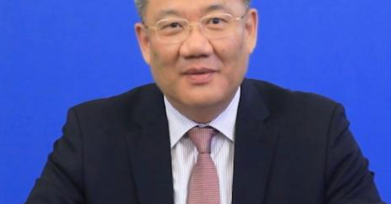 商务部部长王文涛：2024年中方将与美方加强对话、管控分歧，努力为两国企业提供稳定预期