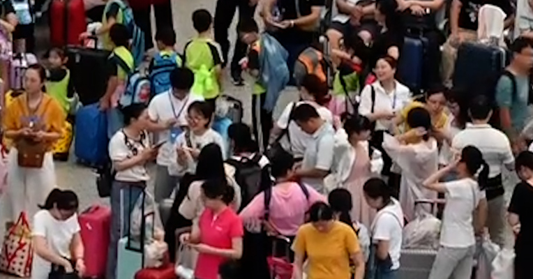 春运火车票加大优惠力度，普速最低两折、动车最低三折