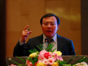 任泽平，凌晨回应