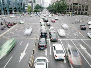 虞书欣司机在高速上倒车，北京交警通报：两车还存在其他交通违法行为！刚刚，虞书欣工作室道歉