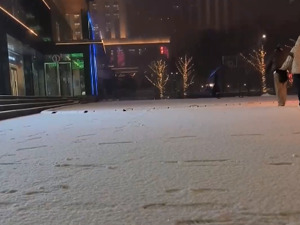 三预警齐发！暴雪来袭！这一省份局地降雪或突破历史极值，多地景区关闭