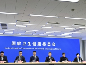交通运输部答每经问：春运期间将通过加密运营班次等方式减少旅客聚集，降低交叉感染风险