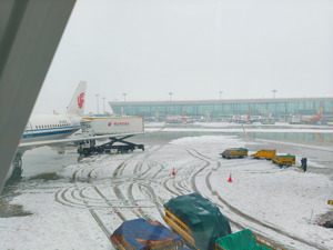 今年春运遇上15年来最强雨雪冰冻天气