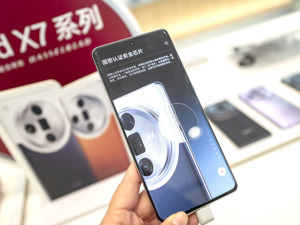 手机厂商开始在AI领域下重注：OPPO将资源向AI集中 魅族全力投入“明日设备”