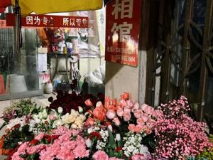 小县城、新面貌、好生意，年轻人回流家乡带来县域消费新动能
