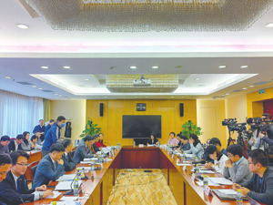 全国人大代表提出的271件议案8314件建议均审议办理完毕