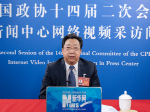 第十四届全国政协常委徐延豪答每经问：科研人员要利用好移动终端，以通俗语言和简单易懂方式，随时随地向公众传播专业知识