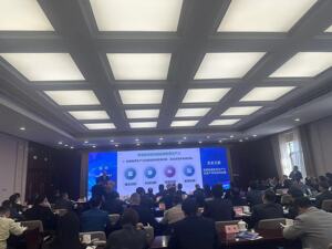 国家能源局原副局长吴吟：在能源低碳转型中，必须把节能放在更突出的位置