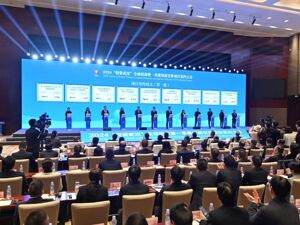 区域财经榜丨武汉集中签约超3000亿元项目；上海发布重大文旅投资消费“双千亿”项目；苏州高铁北城详细规划获批复