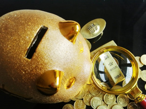 涨疯了！首饰黄金价格突破700元