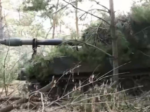 俄方：“扎波罗热核电站遭袭”！乌军称监测到俄军战略轰炸机升空，一地遭导弹袭击，6死11伤