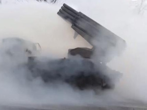 最新！俄罗斯称击落了172架乌军无人机、摧毁一武器生产基地！乌克兰两地遭袭，一药店被击中