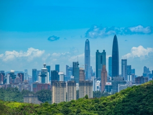 区域财经榜丨涉及低空经济、超充之城 深圳立项制订195项标准培育新质生产力