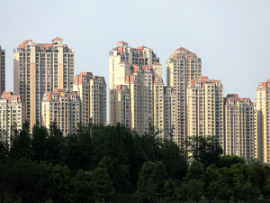区域财经榜丨成都楼市全面取消限购；沪港签署合作备忘录；苏州全球招商签约3720亿
