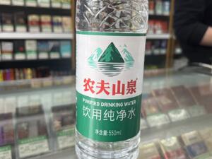 “水战”未了局（上）：激战“瓶中水”  农夫山泉重返纯净水赛道