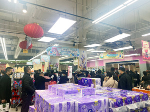 胖东来出手！200亿市值龙头涨停，公司最新回应​