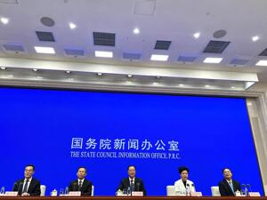 电力机车市场份额占全球近1/3！湖南致力打造国家重要先进制造业高地，工程机械正忙碌在世界各类超级工程