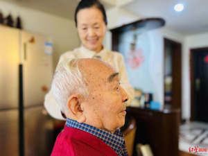牵手“福”蓉· 科技助残｜20多年研发助听器，“成都制造”让更多人听得见