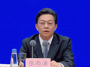 宁夏回族自治区主席张雨浦答每经：宁夏建成全球首座乳业全数智化工厂，仅用100个员工每年可产出100万吨液态奶