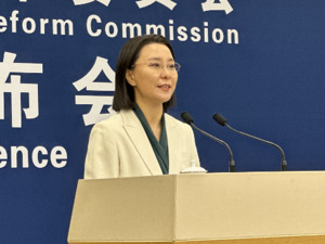 国家发展改革委答每经问：将加快推进消费品以旧换新，扩大汽车、家电等商品消费和文旅等服务消费