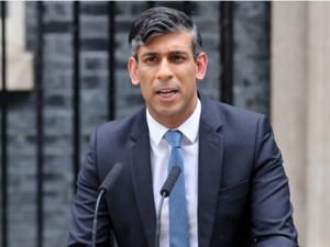 英国大选时间定了！最新民调：保守党支持率仅20%，超一半选民认为苏纳克无能、不值得信任......