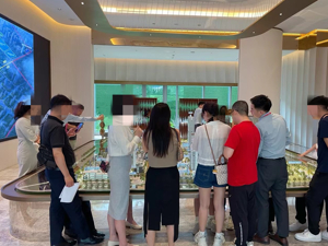 成都限购解除即将满月：有新盘“基本每天都签单成交”，外地购房者明显增多