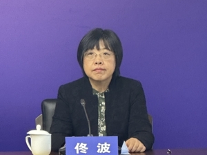 市场监管总局答每经问：严厉打击搭棚摆摊、特卖促销活动中销售假冒仿冒知名品牌商品等违法行为