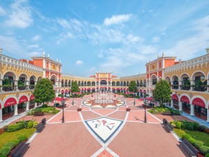 为成都商圈注入消费新活力 成都佛罗伦萨小镇三期在郫都区正式开业