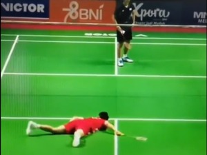 张志杰在球场倒地时，医疗程序是否正确？世界羽联：将彻查！印尼羽协公布抢救细节：急救持续了3小时⋯⋯