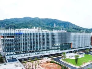区域财经早报丨国内首条12英寸智能传感器晶圆制造产线在广州增城投产；西北物业第一股在西安诞生；成都低空经济产业基金落地