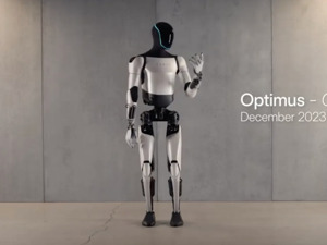 特斯拉二代人形机器人Optimus亮相上海！能轻握鸡蛋和搬运重物