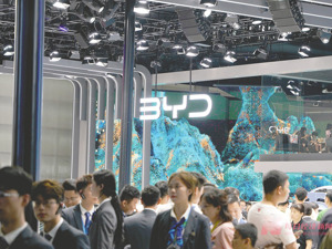 自主车企“年中考”成绩出炉：比亚迪独大