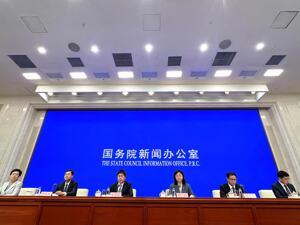 年轻人健康状况较好就不必参加基本医保？国家医保局：青壮年是家庭经济顶梁柱，宁可保而无用不可用时没保